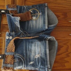 WALLFLOWER Luscious Curvy fit shorts size 9 with belt. Distressed Shorts. Blue.